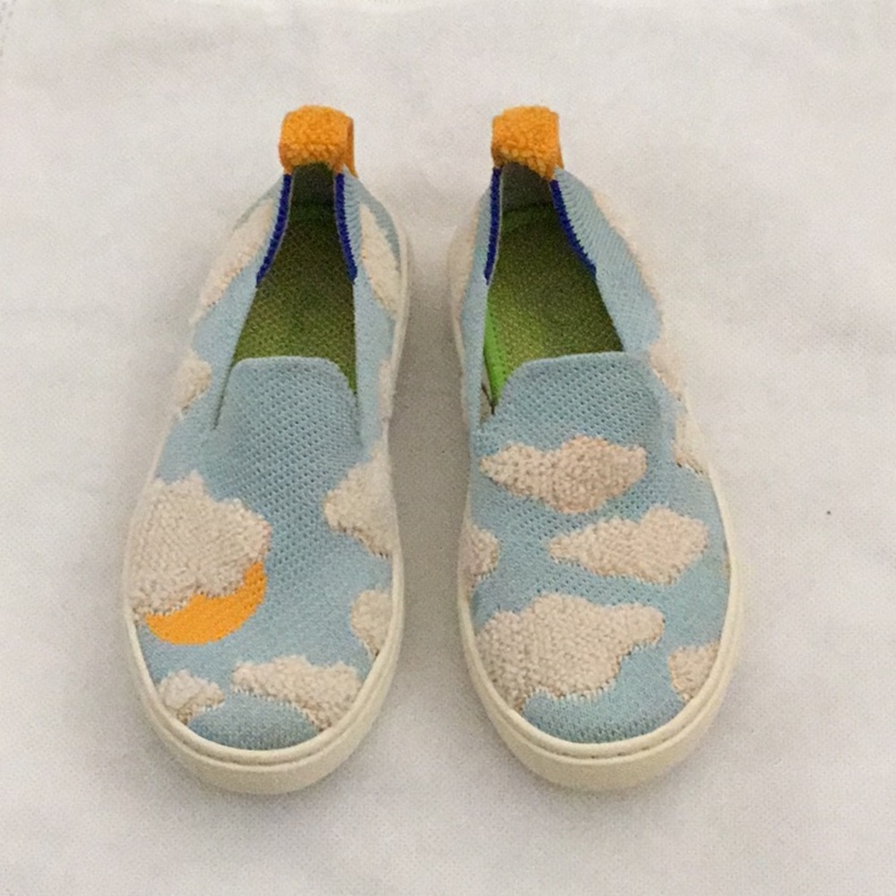 Girls Rothys Blue Skies Slip On Sneakers size 10  Sold Out!